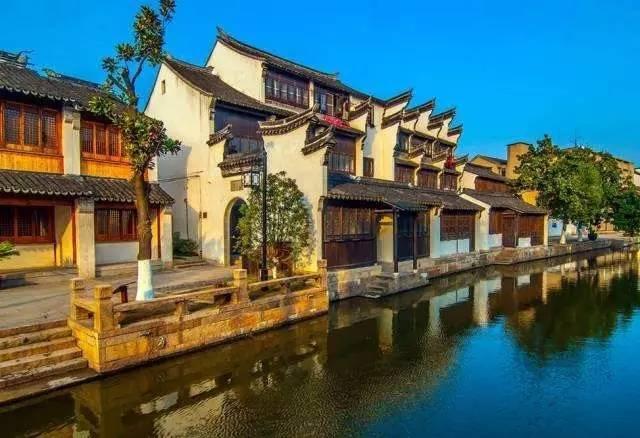 头皮痒，头屑多有什么办法可以不去医院就可以去屑止痒的？